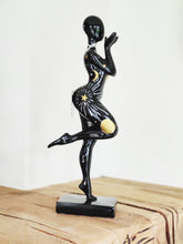 Afbeelding in Gallery-weergave laden, Beeld Vrouw Zwart-Goud 40 cm
